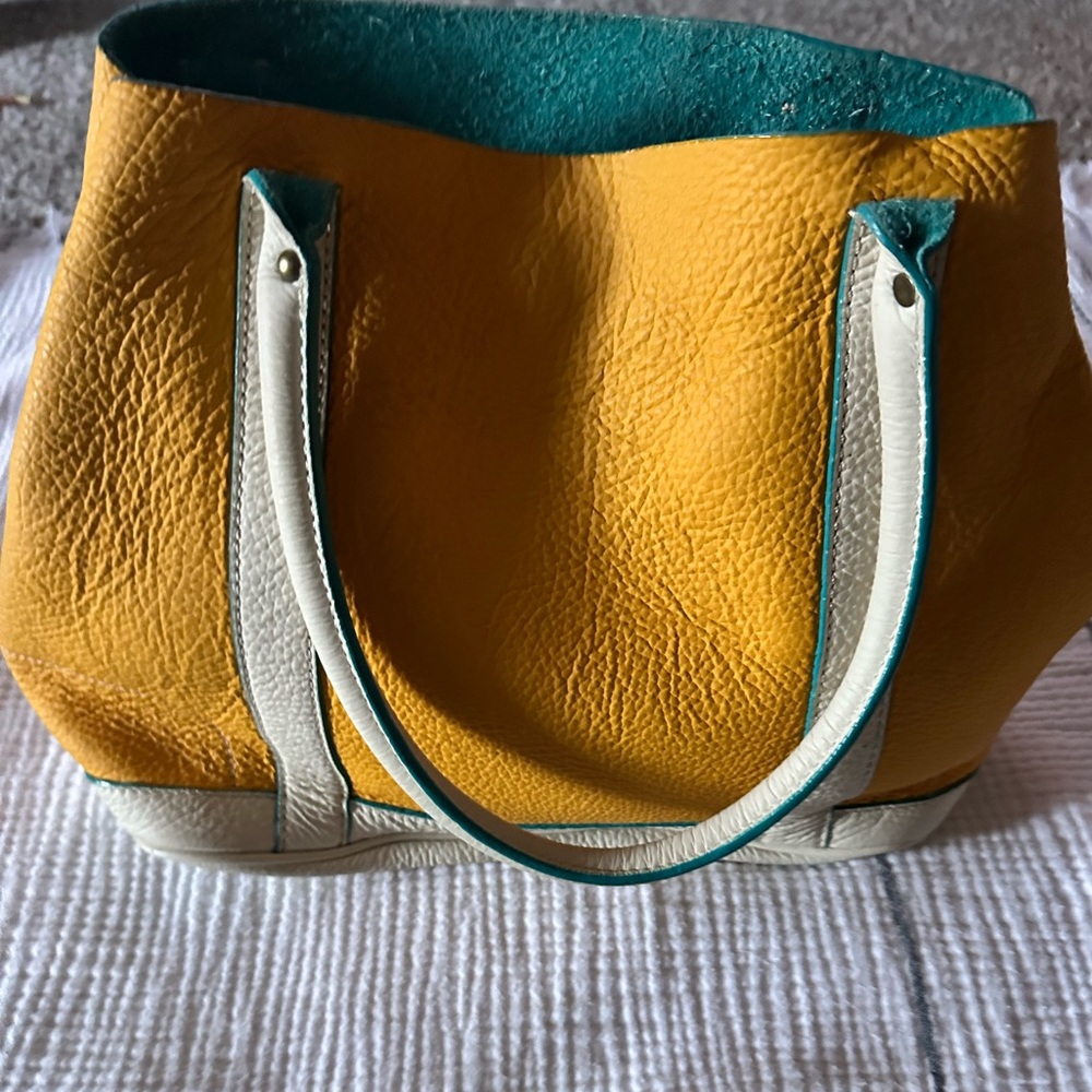 Small leather tote.